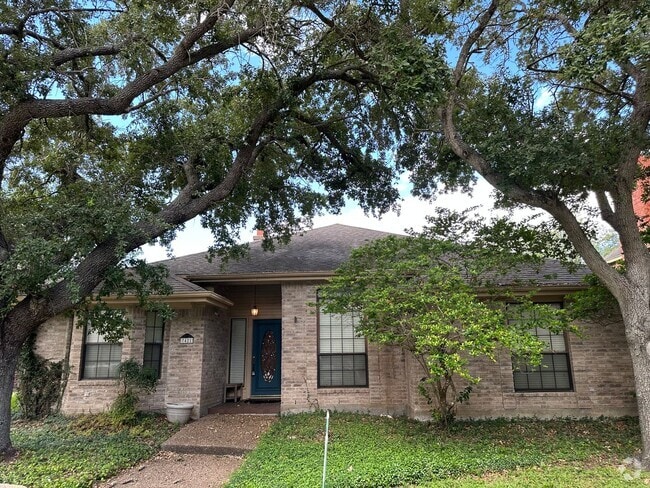 Building Photo - Won't last! Rental