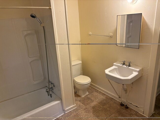 Photo - 1014 W B St Unit 1014 W. B St. Apt A Russellville, Ar