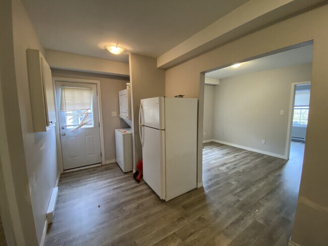 Photo - 262 Robinson St Unit 262