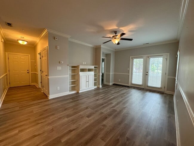 Building Photo - Gated Community nestled in Anderson Creek ...