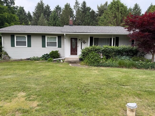 Photo - 13322 Vergennes St SE House