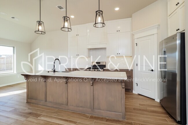 Photo - 5341 Lannister Lane