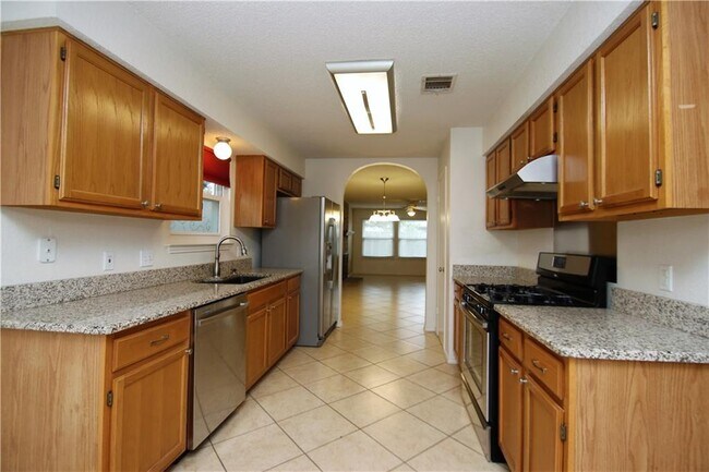 Photo - 3205 Blazing Star Trail