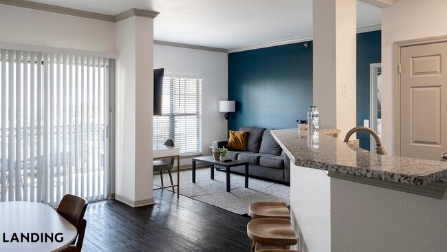 Photo - 19275 Stone Oak Pkwy Unidad 1422