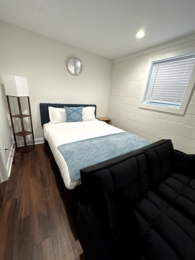 Photo - 221A Crest Ln Unidad ID1234789P