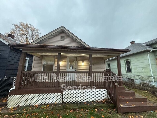 Building Photo - 1520 Lawn Ave