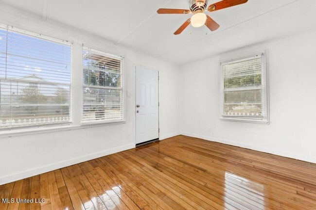 Photo - Charming Updated Cottage in Old Biloxi!