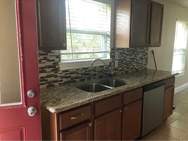 Photo - 4110 Huey St Unidad 4110 Huey Apt B