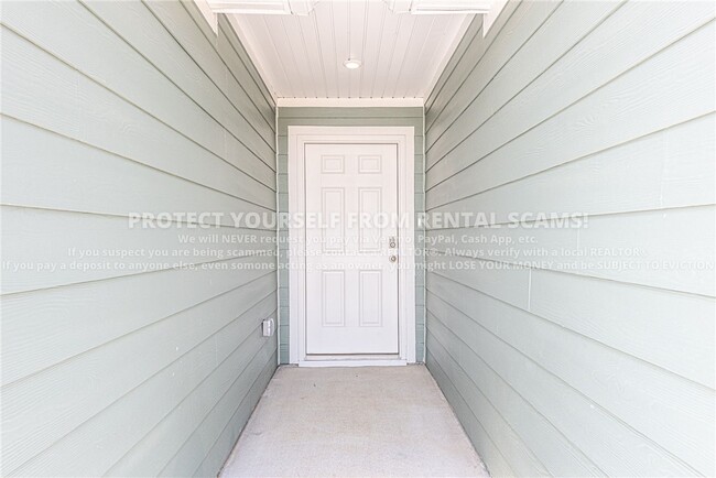 Photo - 420 Raegan St