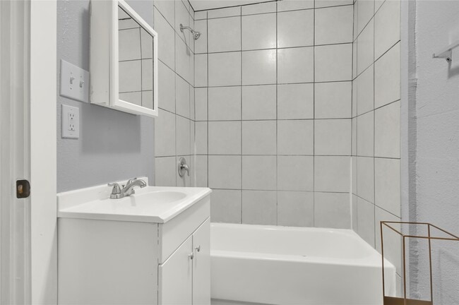 Photo - 3714 Dabney St Unidad 7