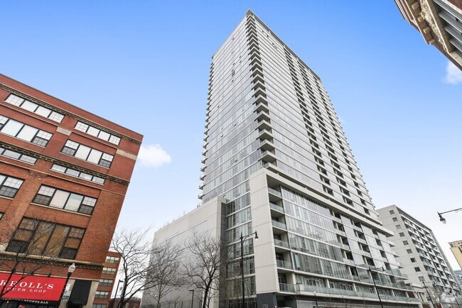 Building Photo - 1720 S Michigan Ave Unit 804 Rental
