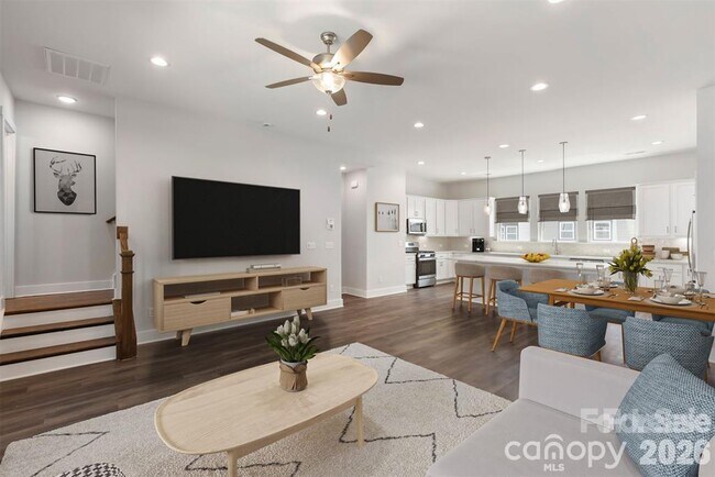 Photo - 417 Prine Pl