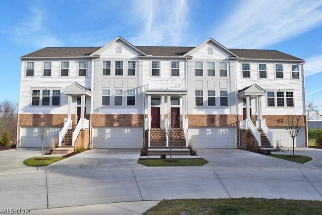 Building Photo - 6648 Park Pointe Ct