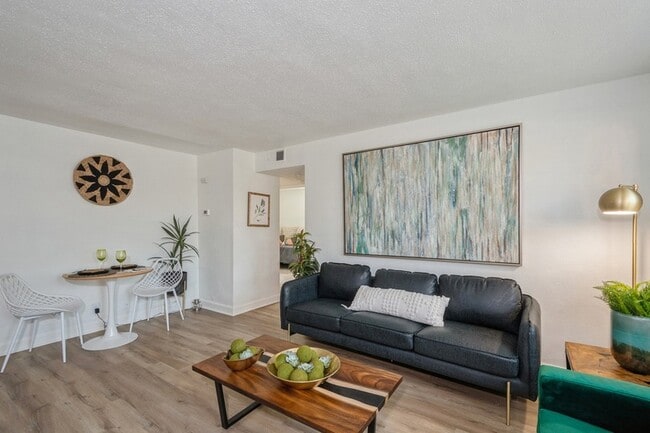 Photo - ReNew Centennial