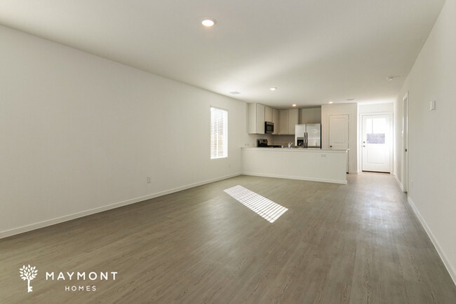 Photo - 3149 Burmese St