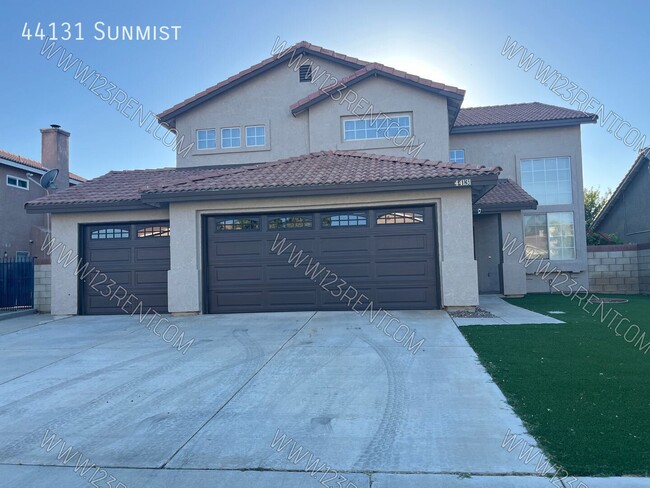 Building Photo - 44131 Sunmist-