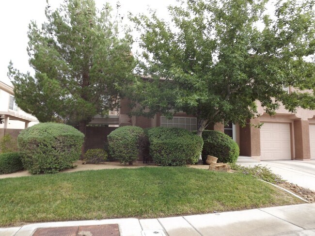 Photo - WONDERFUL DUAL MASTER BEDROOM TOWNHOME IN GATED "GREEN VALLEY COMMUNITY!!"