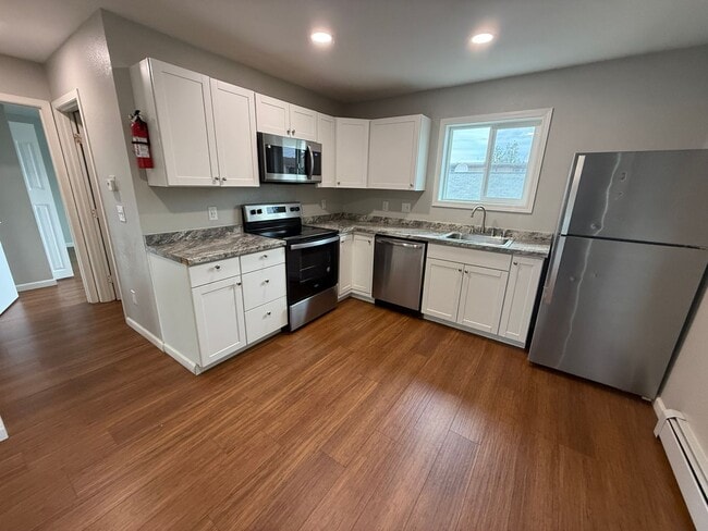 Photo - 218 N Park St Unit 3