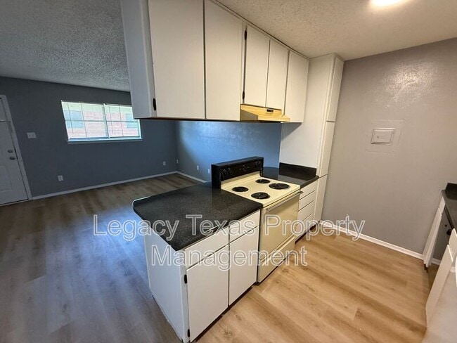 Photo - 1700 Short St Unit A