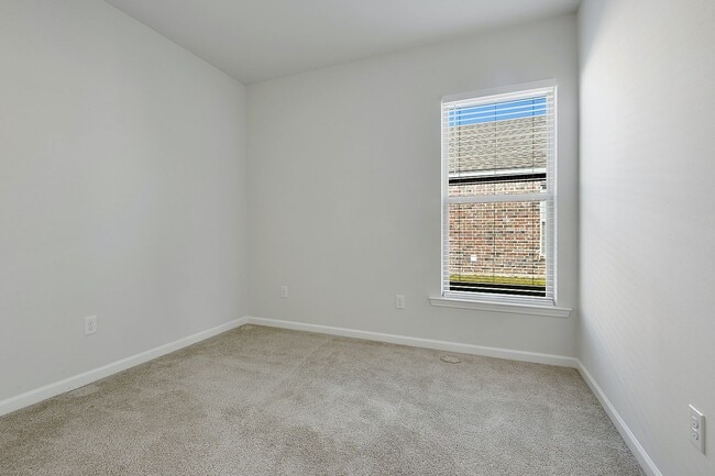 Photo - Two year old 3 bedroom available for Lease in Hunters Trace!