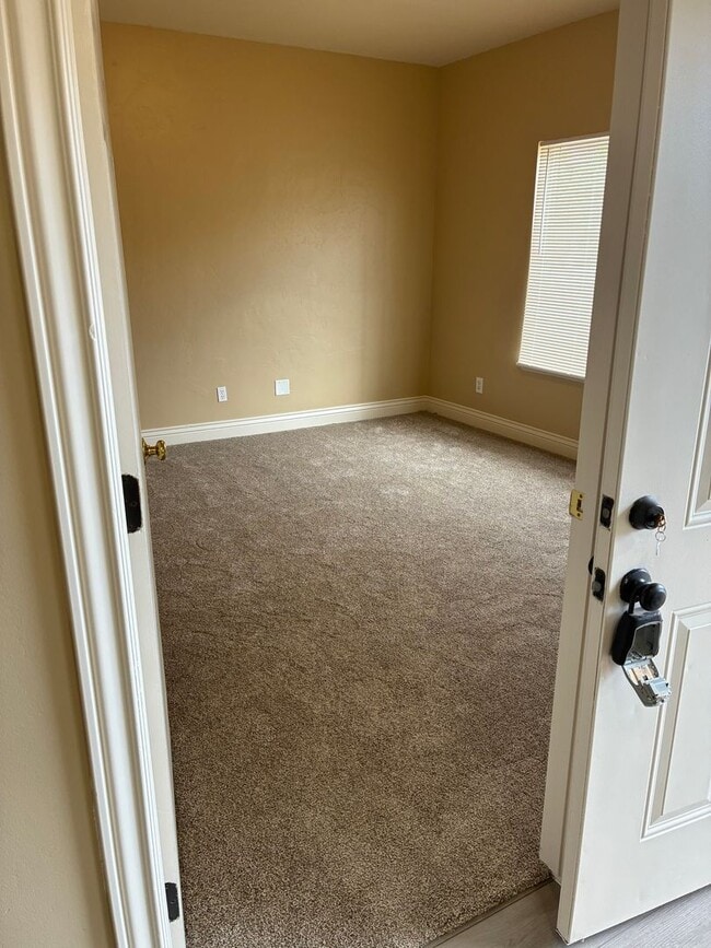 Photo - 576 W 1045 N Unit 576 W 1045 N #B4