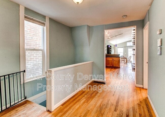 Photo - 849 Lipan St