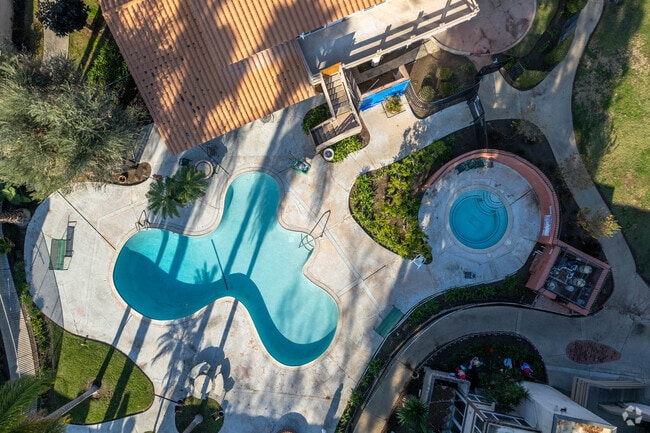 Photo - Cinnamon Tree Condominiums