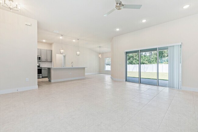 Photo - 11 Portia Ln