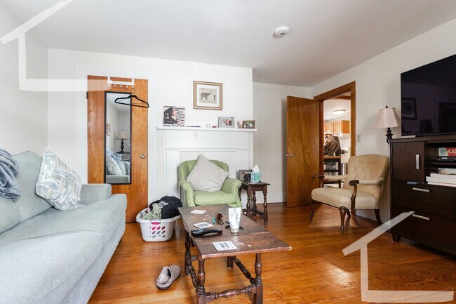 Photo - 1-2 Oneil Pl, #1 Unit 1