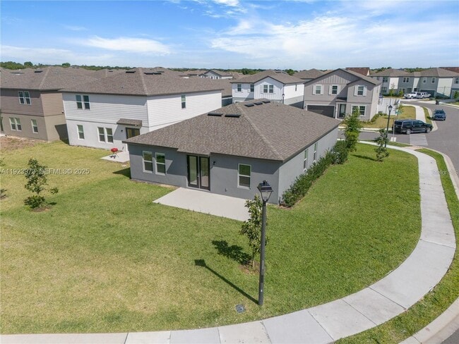 Photo - 2375 Lancashire St