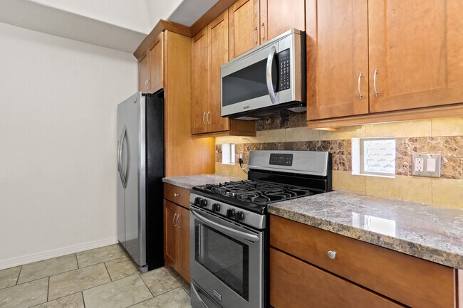 Photo - Brownstone Manor