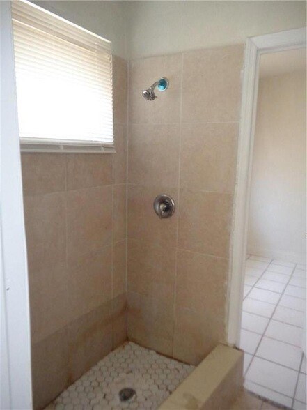 2204 Atlanta St Unit 3