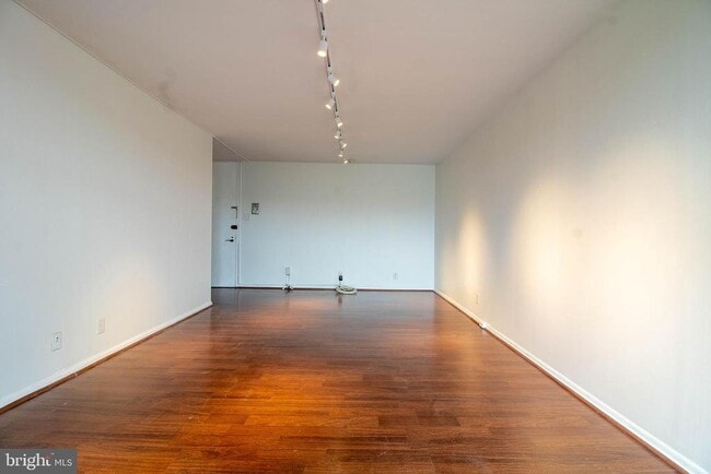 Photo - 3600 Conshohocken Ave Unidad 907