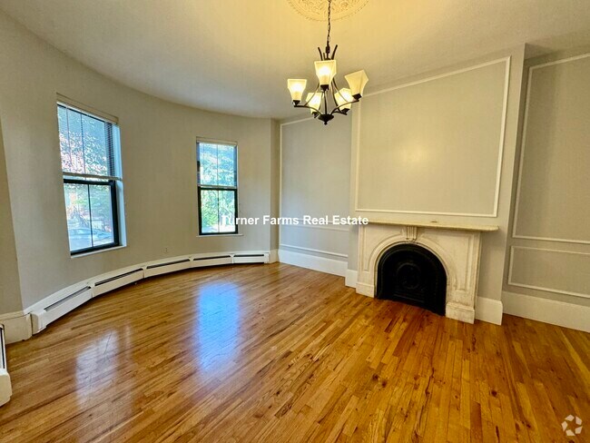 Building Photo - 101 Brookline St Unit 2 Rental