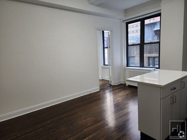Building Photo - East 46th Street | Elegant Pre-War 1-Bedro... Rental