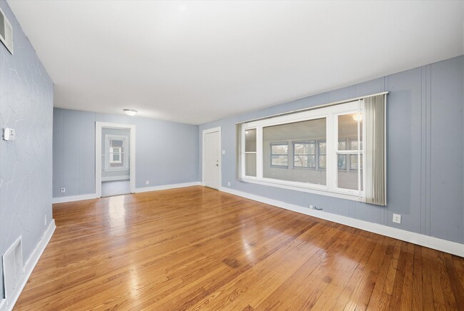 Photo - 18335 Sherman St Unit 2