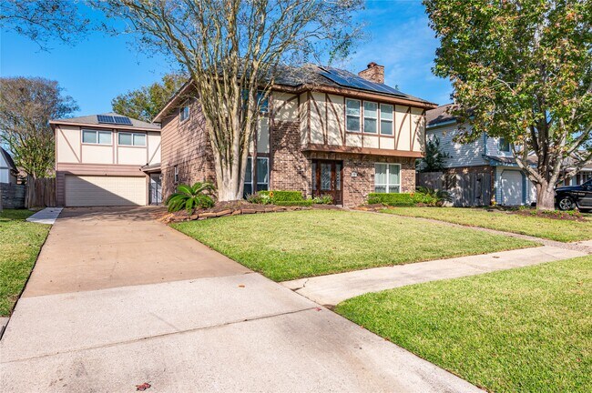 Photo - 603 Chedworth Dr