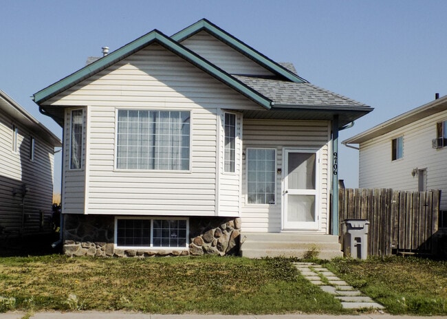 Photo - 9706-9126 126 Ave
