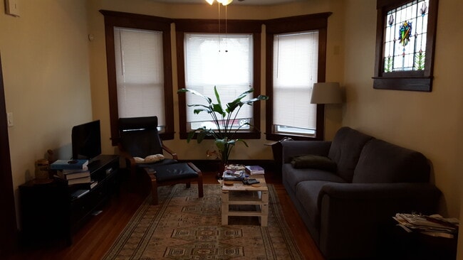 Photo - 78 Lawrence St Unit #1