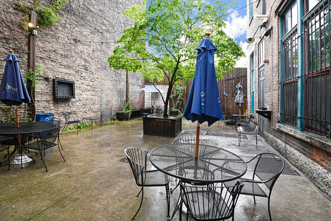 Photo - 1343 Main St Unit 5