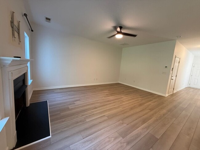 Photo - 3- Bedroom Corner Townhome In University City w/ Garage