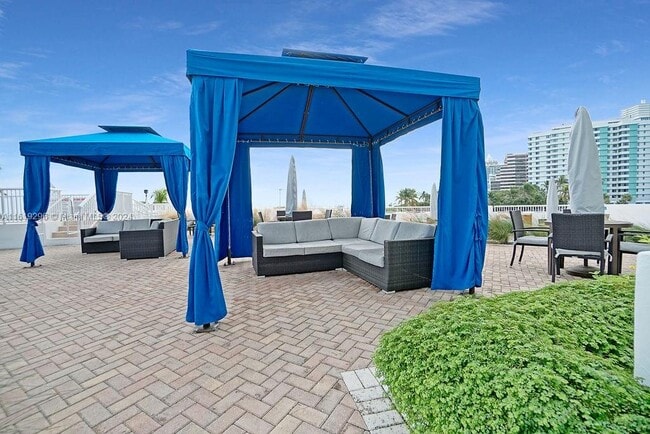 Photo - 5401 Collins Ave Unit 1123