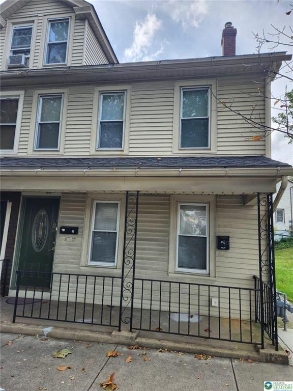 Building Photo - 915 N New St Unit 2