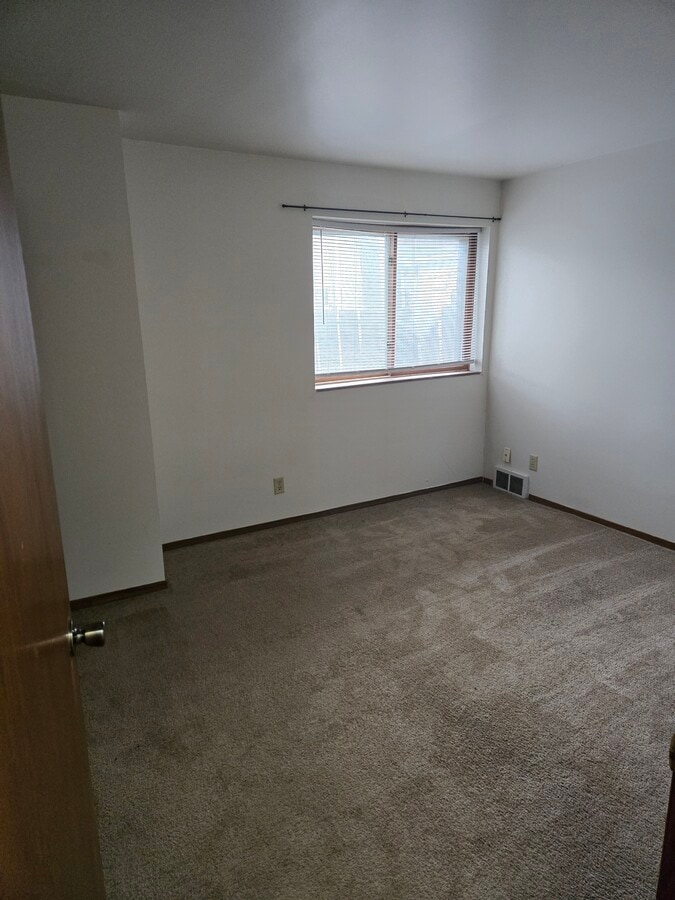 Photo - 106 W Maes Ave Unidad 106
