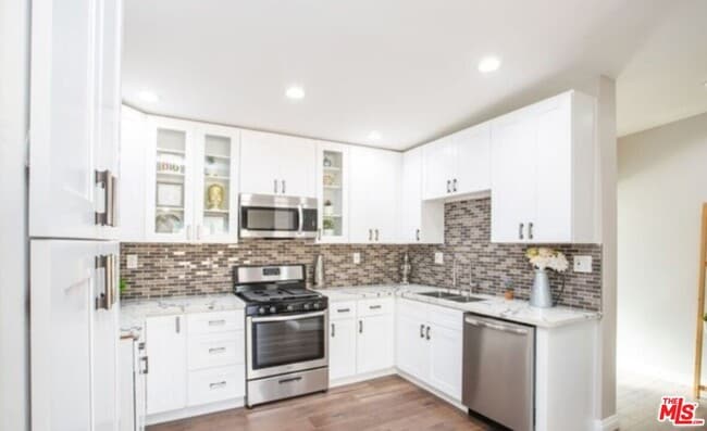 Photo - 526 W Ash Ave