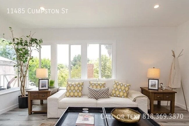 Building Photo - 11485 Cumpston St