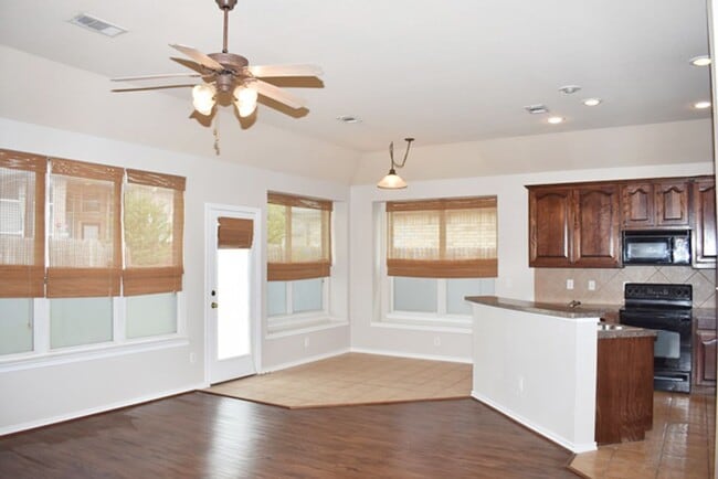 Photo - 8617 Corral Cir