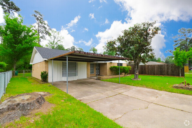 Building Photo - 9526 Balsam Ln Rental