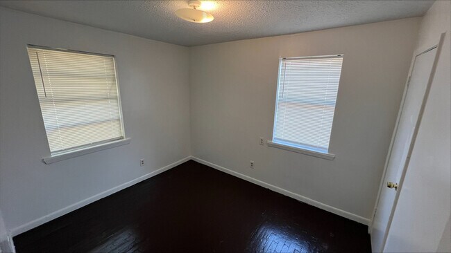 Photo - 797 Richmond Ave Unidad Apt 2