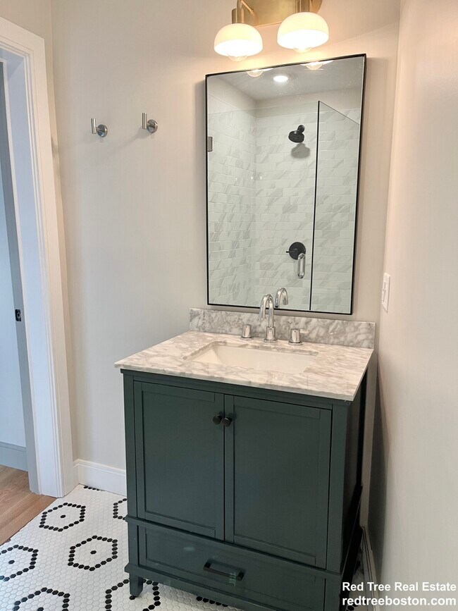 Photo - 15 Maywood St